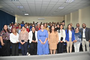 Ministerio de la Mujer capacita personal para eficientizar los servicios que ofrece a las usuarias