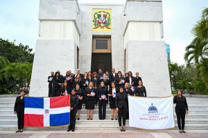 Ministerio de la Mujer honra a padres de la patria y a mujeres de febrero en el marco del mes patrio