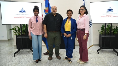 Ministerio de la Mujer promueve la equidad a través de la formación