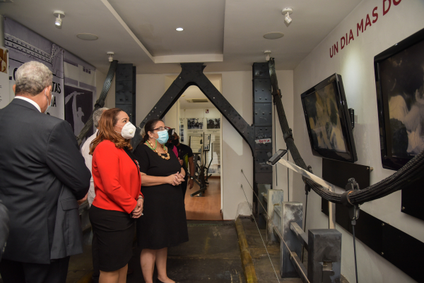 Ministra de la Mujer visita Museo Memorial de la Resistencia  para encaminar acciones conjuntas