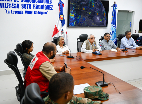 Ministerio de la Mujer brindó más de 30 asistencias diarias durante tormenta Franklin a través de su Línea de Emergencia *212