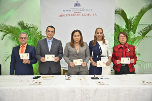 El Ministerio de la Mujer y el Instituto Postal Dominicano emiten postal dedicada a Abigail Mejía, pionera del sufragismo femenino
