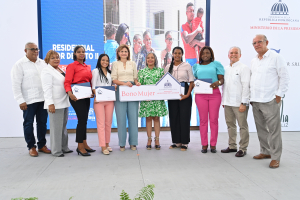 Jefas de Hogar mejorarán su calidad de vida al obtener un techo propio y el Bono Mujer