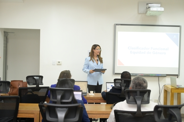 Capacitan personal para la integración de presupuestos con enfoque de género en la gestión pública