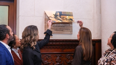 Ministerio de la Mujer y ADN develan tarja en honor a las sufragistas dominicanas
