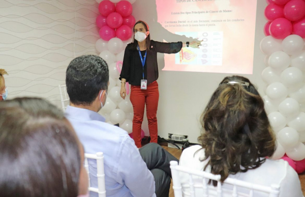 Ministerio de la Mujer concientiza a empleadas de Loteka sobre detección temprana del Cáncer de Mama