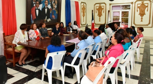 MINISTERIO DE LA MUJER HA EFECTUADO 23 MESAS DE TRABAJO CON LA FINALIDAD DE UNIR VOLUNTADES PARA REDUCIR LA VIOLENCIA MACHISTA