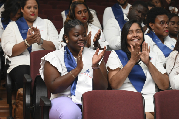 Ministerio de la Mujer certifica a 378 profesionales de instituciones públicas y sociedad civil