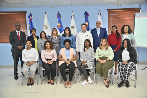 Ministerio de la Mujer, Presidencia y OEA entregan premios Cyberwomen Challenge 4ta Edición 2022