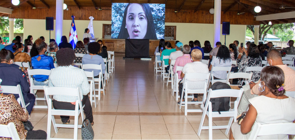 Ministerio de la Mujer presenta campaña “Vivir sin Violencia ES POSIBLE” en la región Este